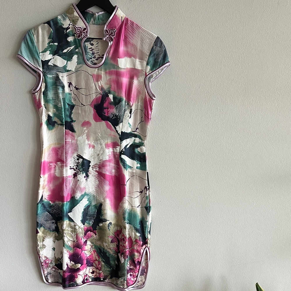 NWOT 100% silk Floral Pink and Green Cheongsam Dress size XS/S